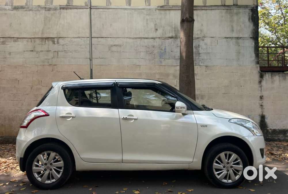 Maruti Suzuki Swift Zxi, 2015, Petrol