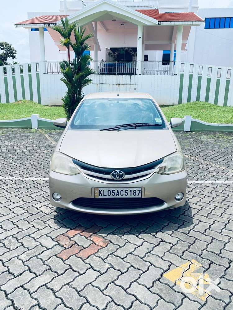 Toyota Etios 2010-2012 G, 2011, Petrol