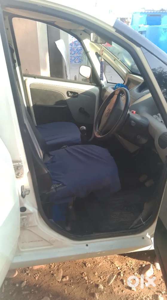 Tata Nano 2012