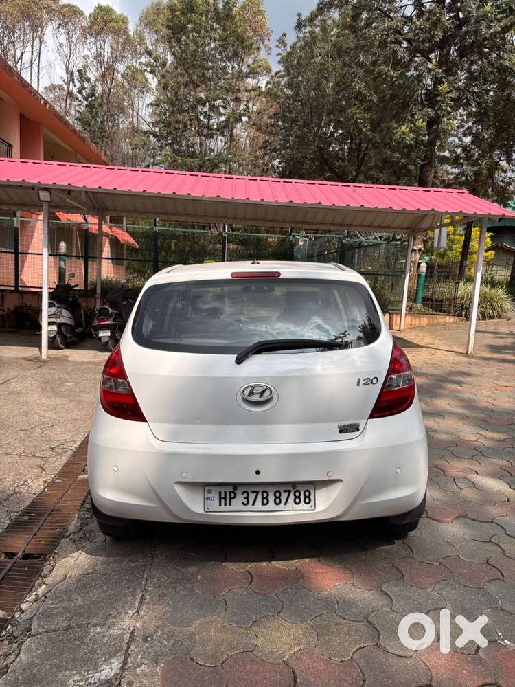 Hyundai I20 Petrol Manual 2011