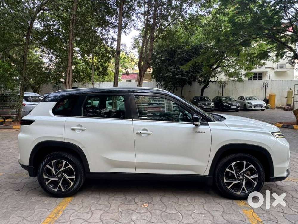Toyota Urban Cruiser Hyryder 2023 Petrol Good Condition