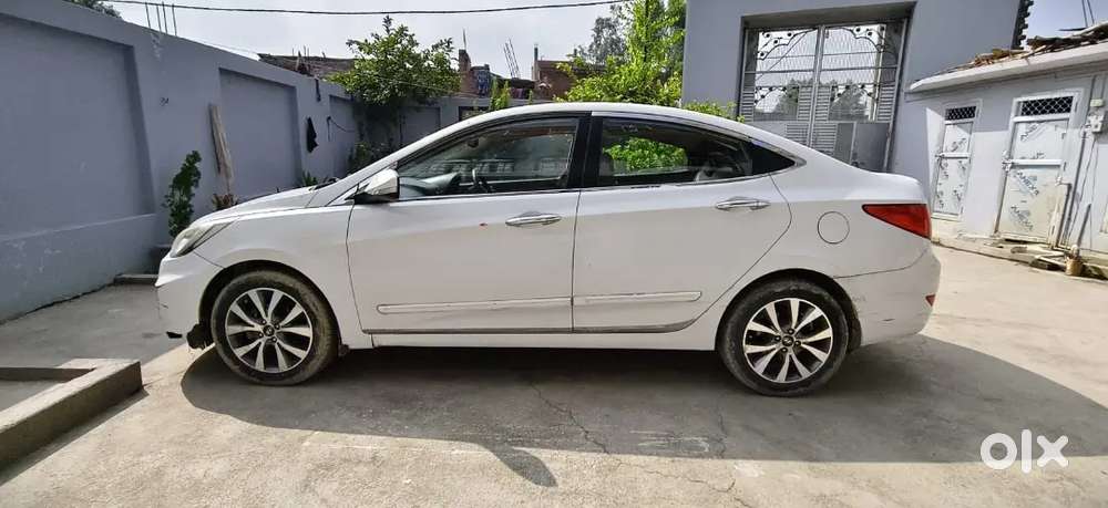 Hyundai Alcazar Diesel Manual 2014 Car
