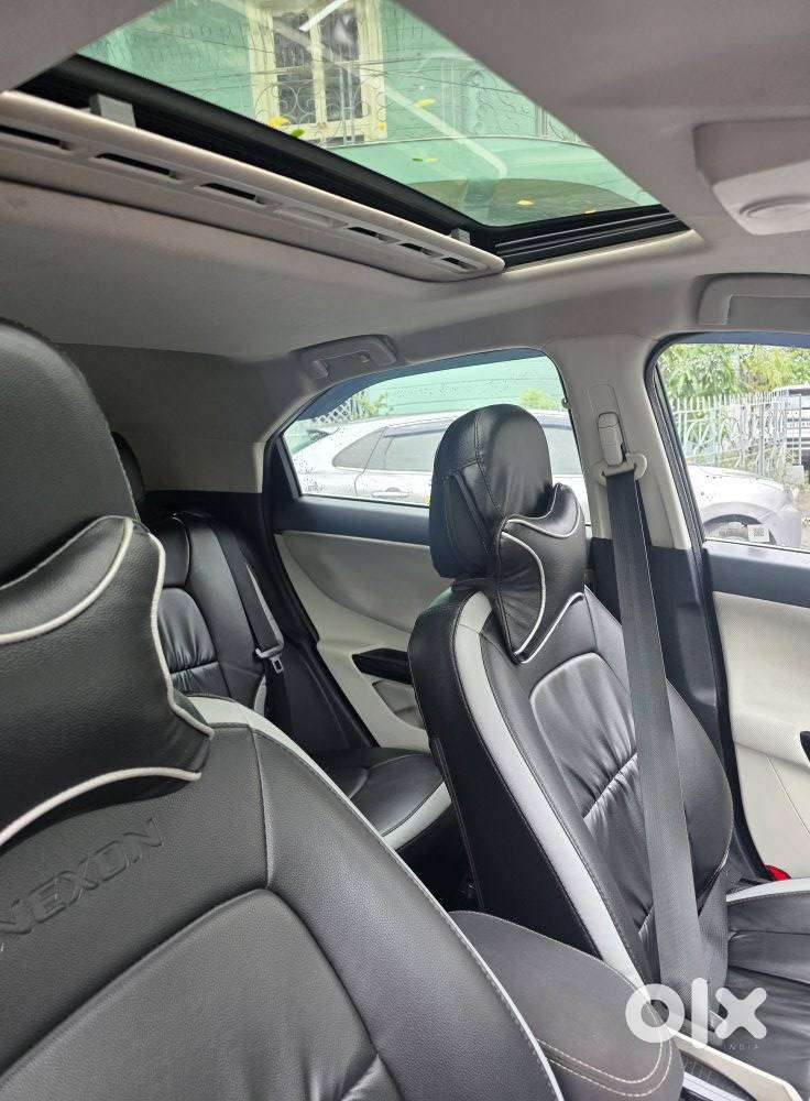 Tata Nexon 1.2 Revotron Xza Plus Dualtone, 2021, Petrol