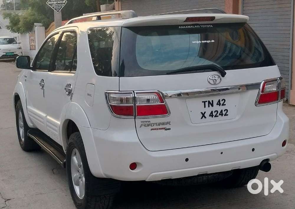Toyota Fortuner 4x4 At, 2010, Diesel