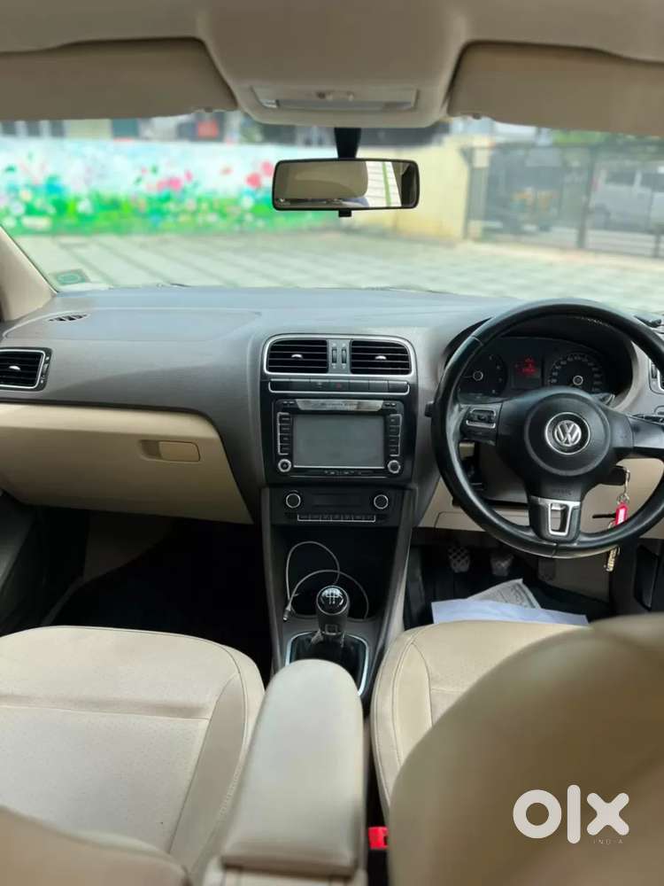Volkswagen Vento Petrol Highline, 2013, Petrol