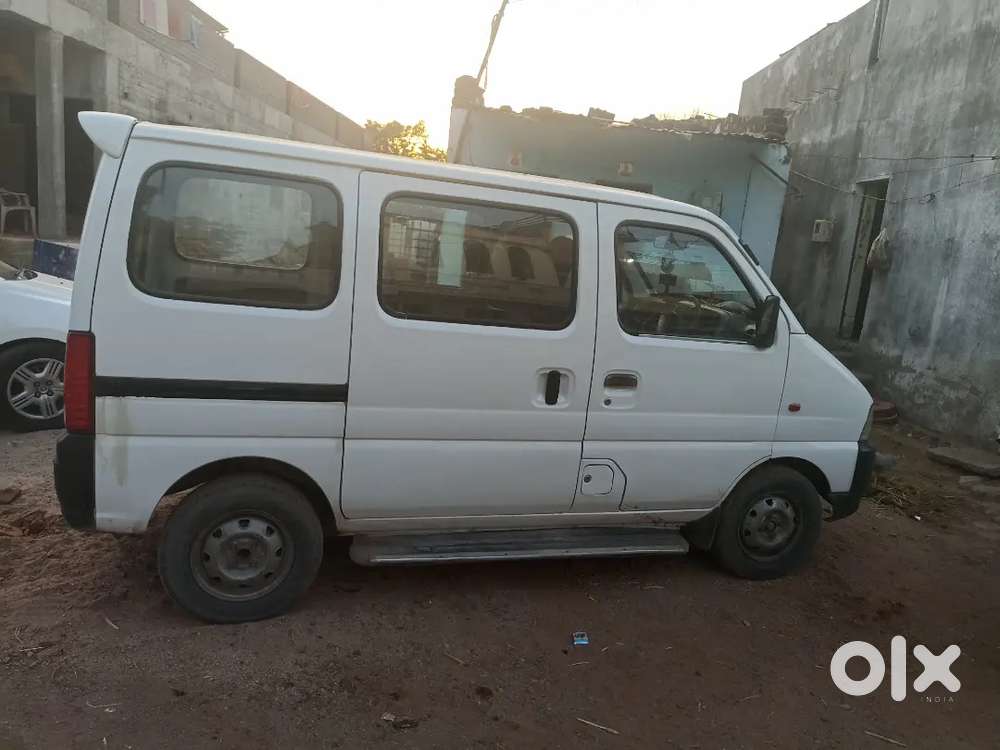 Maruti Suzuki Eeco 2015