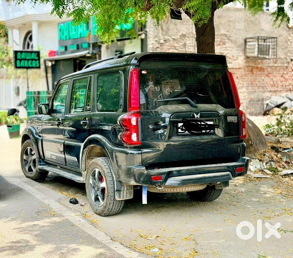Mahindra Scorpio 2023 Diesel Classic