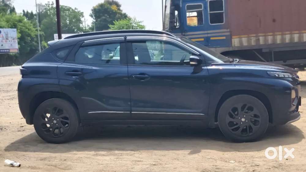Maruti Suzuki Fronx Delta Plus 1.2l Mt, 2023, Petrol