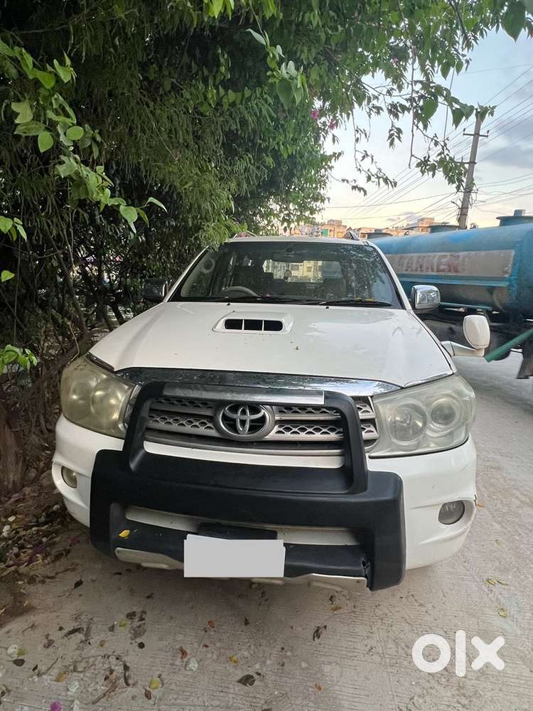 Toyota Fortuner Diesel 2010