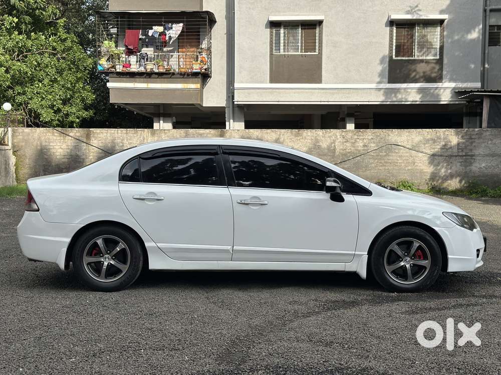 Honda Civic 1.8 V Mt, 2011, Cng & Hybrids