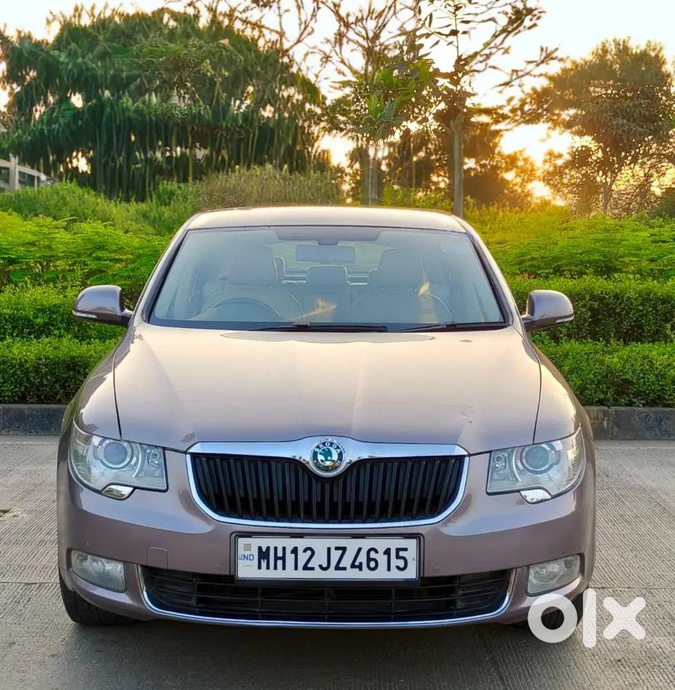 Skoda Superb 2013 Petrol 78000 Km Second Owner