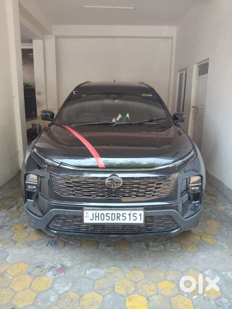 Tata Safari Adventure Plus Dark Edition At, 2024, Diesel