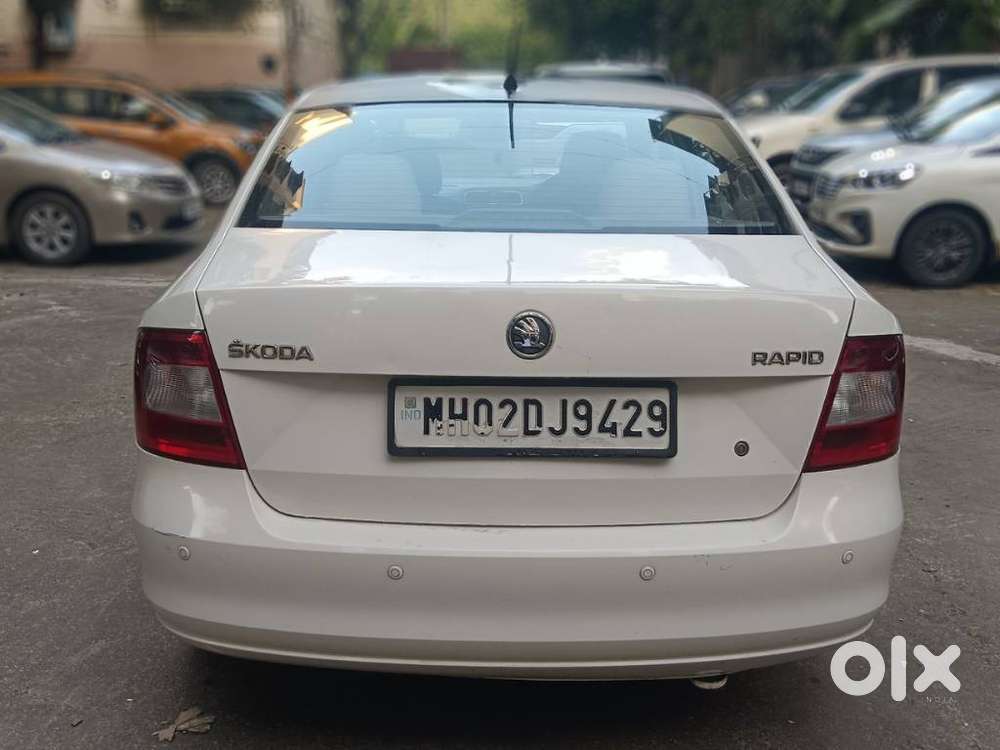 Skoda Rapid 1.6 Mpi At Elegance, 2014, Petrol