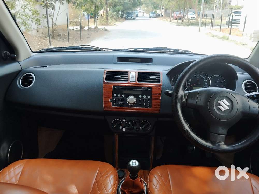Maruti Suzuki Swift Dzire, 2011, Petrol