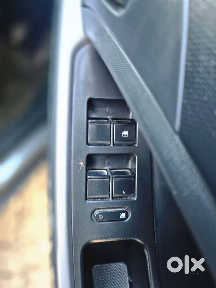 Tata Nexon 1.2 Revotron Xm (s), 2022, Petrol