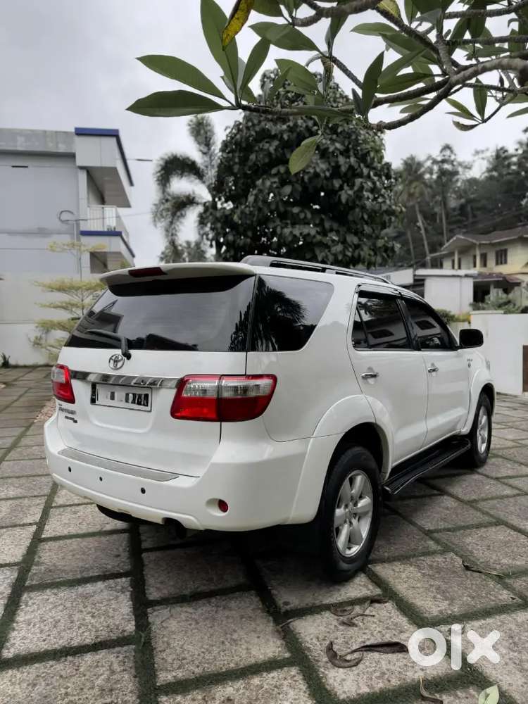 Toyota Fortuner 2011 Diesel 4×4