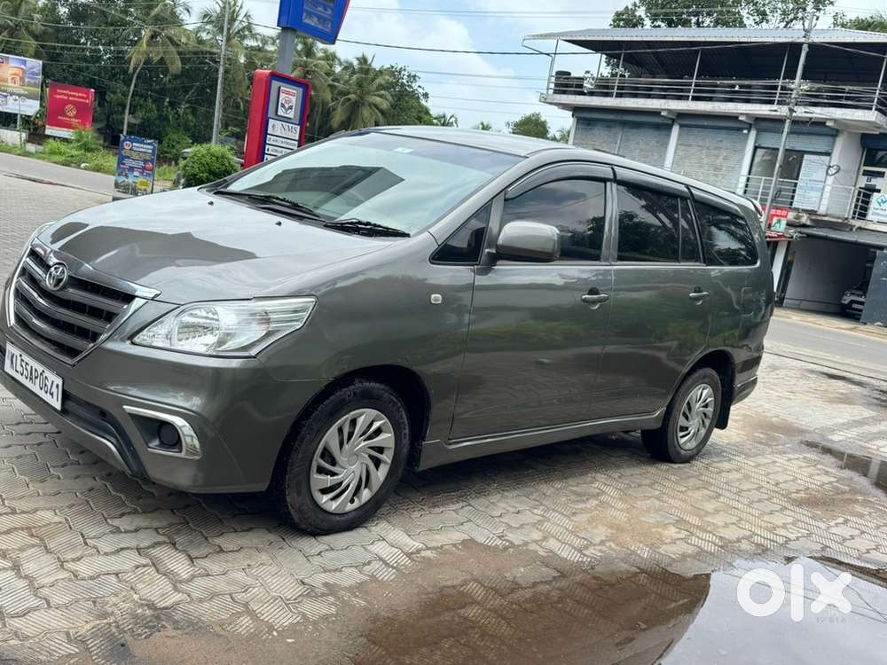 Toyota Innova Diesel 2012