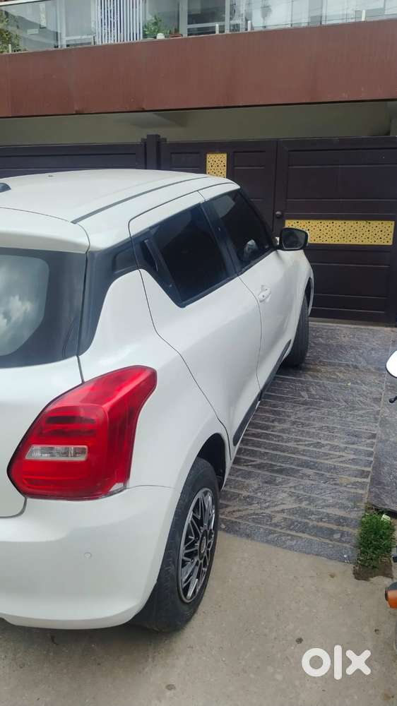 Maruti Suzuki Swift Vxi Optional, 2022, Petrol