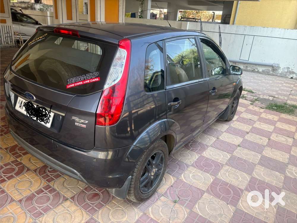 Diesel Complete Showroom Track