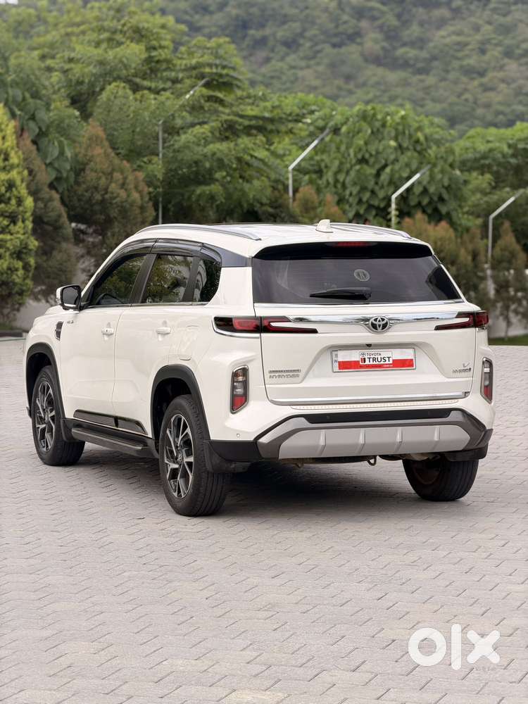 Toyota Urban Cruiser Hyryder 1.5 V Hybrid, 2024, Petrol