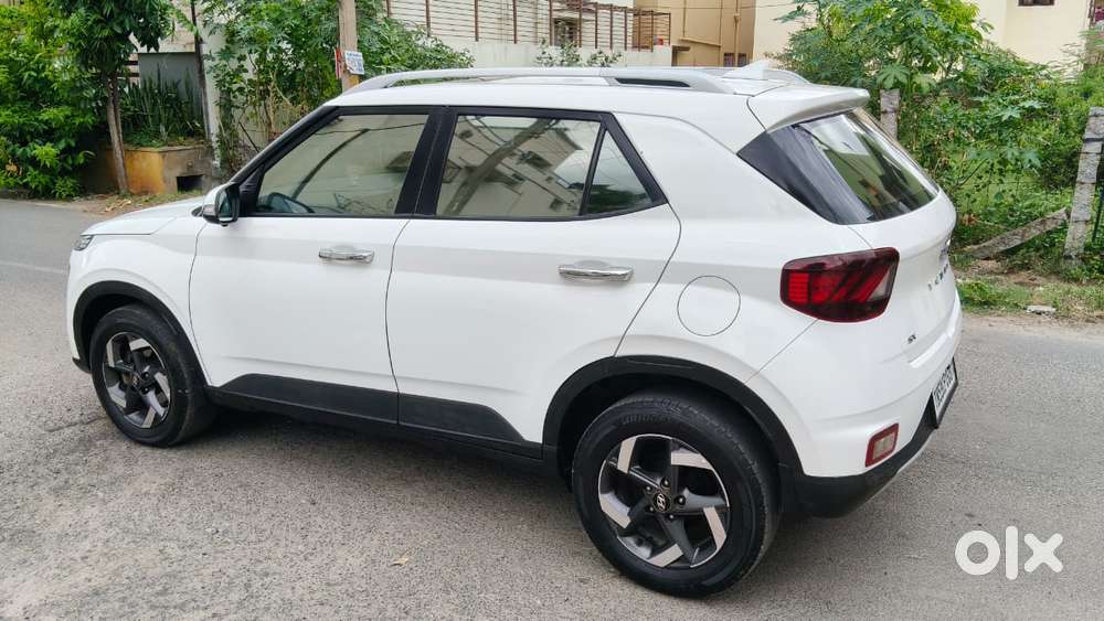 Hyundai Venue Sx Plus Turbo Dct, 2019, Petrol