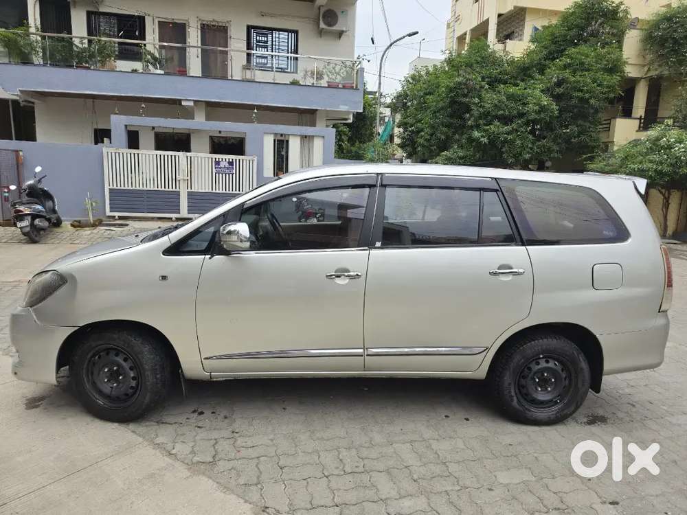Toyota Innova 2.5 G 2008