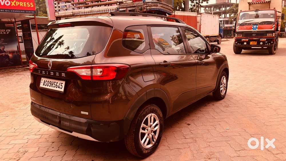 Renault Triber Rxt, 2021, Petrol