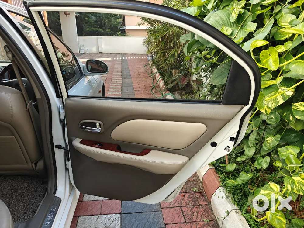 Hyundai Sonata Gold 2005 Petrol
Fancy Number(2010 Serial Registration)