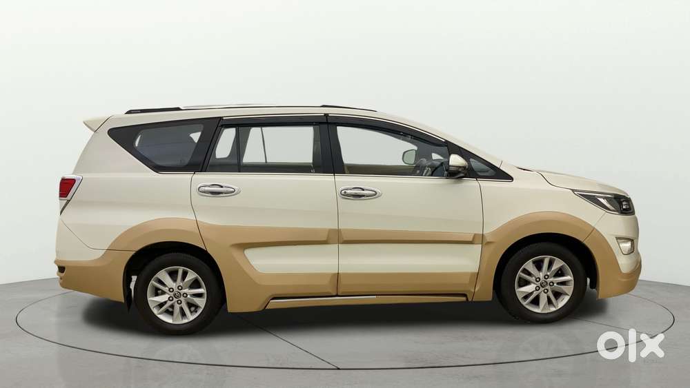 Toyota Innova Crysta 2.4 Vx Mt, 2017, Diesel