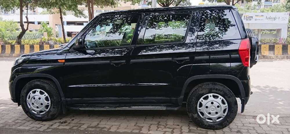 Mahindra Bolero Neo N8