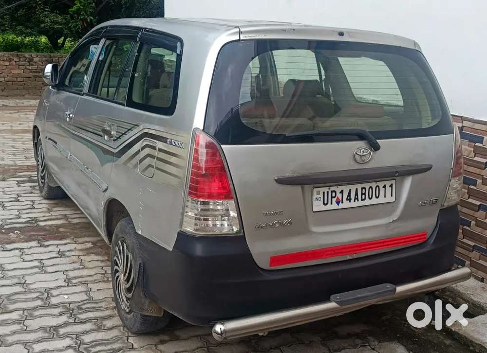 Toyota Innova 2006 Diesel 150000 Km Driven