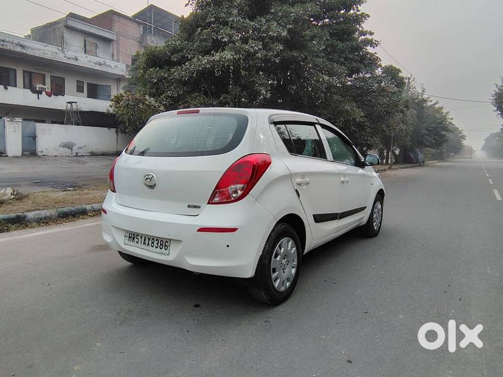 Hyundai I20 2012-2014 Magna Optional 1.2, 2013, Cng & Hybrids