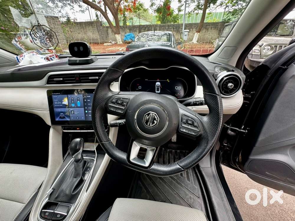 2022 Mg Astor Smart Cvt Automatic - Petrol - 10.25l