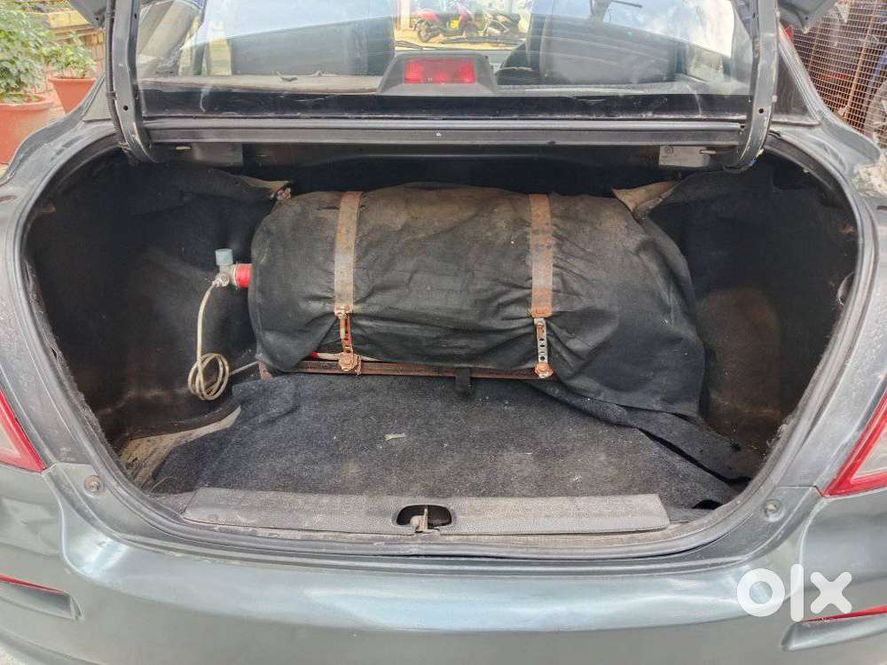 Maruti Suzuki Swift Dzire 1.2 Vxi Bsiv, 2011, Petrol