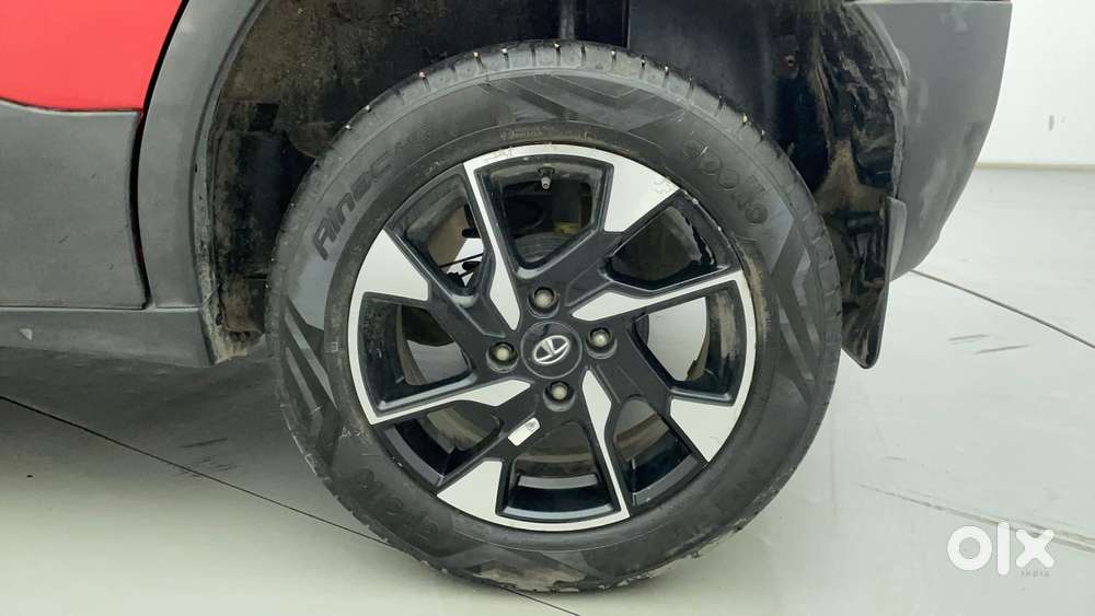 Tata Punch 1.2 Revotron Creative Dual Tone, 2021, Petrol