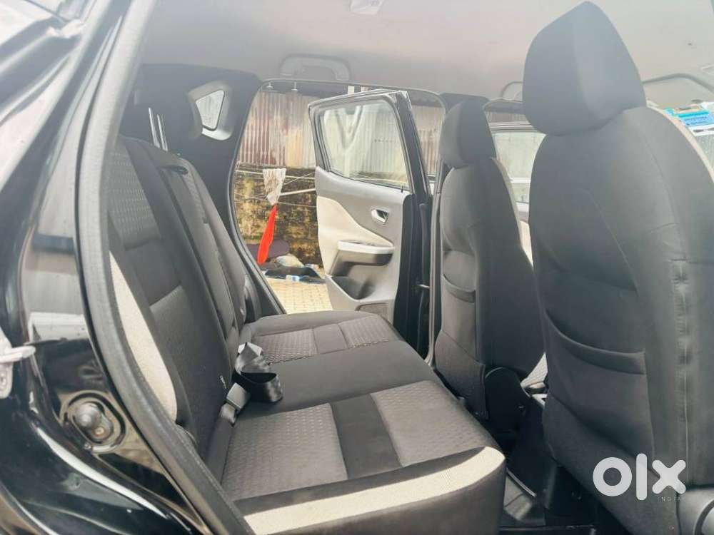 Nissan Magnite 1.0 Xv Turbo Cvt, 2022, Petrol