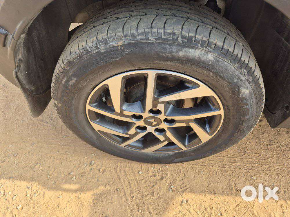 Mahindra Xuv300 W8 Option, 2022, Petrol