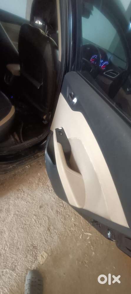 Hyundai Verna 1.5 S Vtvt, 2022, Petrol