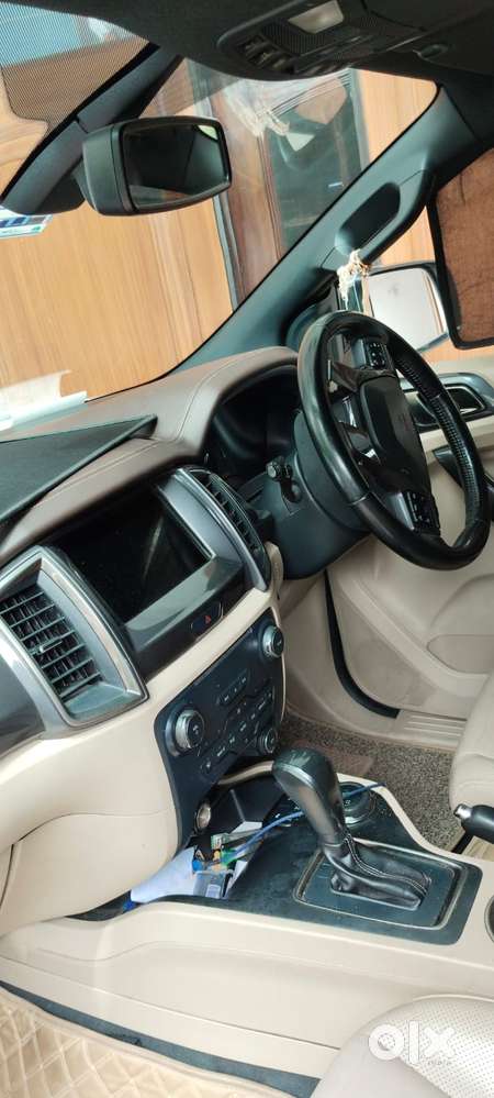 Ford Endeavour 3.2 Titanium At 4x4, 2017, Diesel