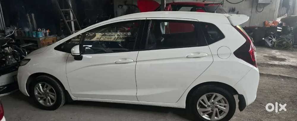 Honda Jazz Vx Petrol 2015