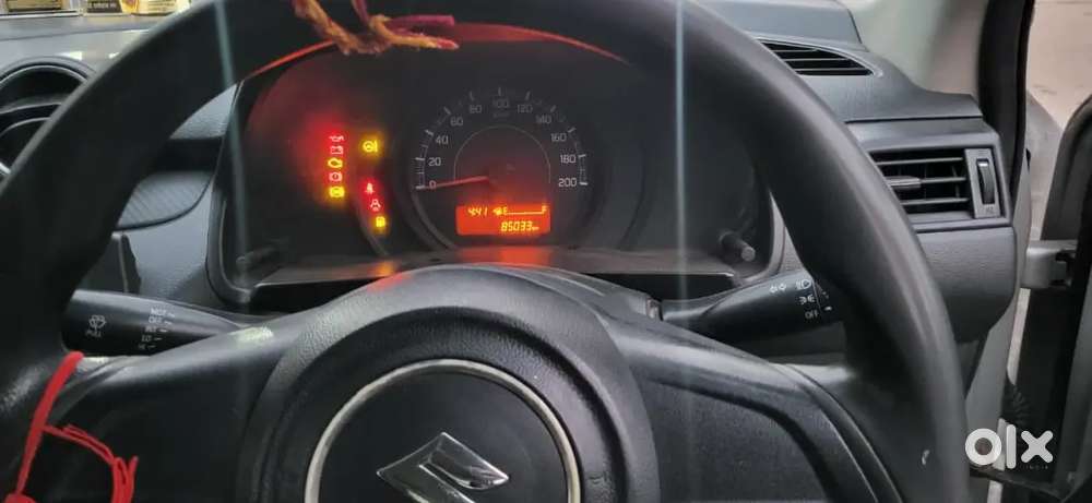 Maruti Suzuki Swift Lxi 2018