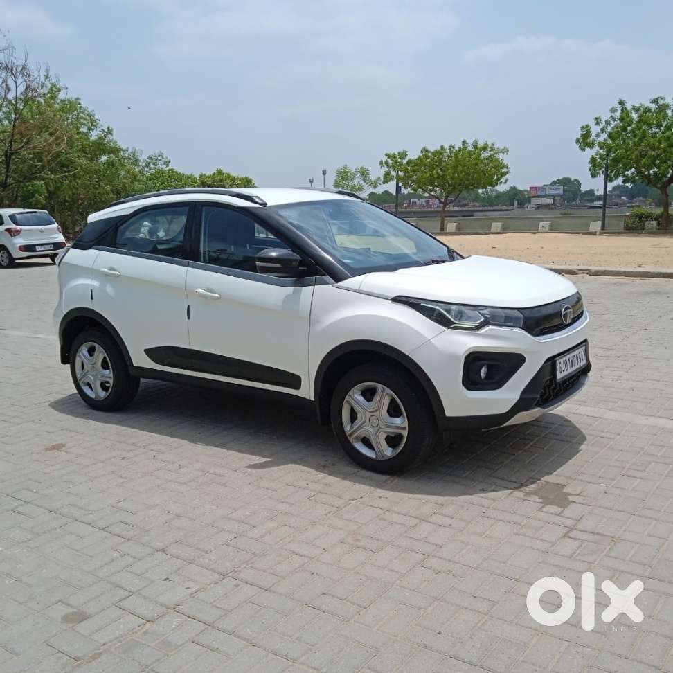 Tata Nexon 1.2 Revotron Xz, 2022, Petrol