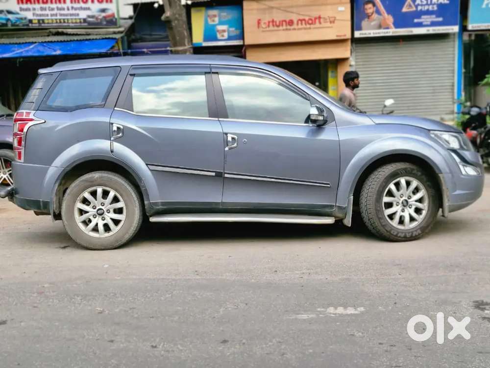 Mahindra Xuv500 W10