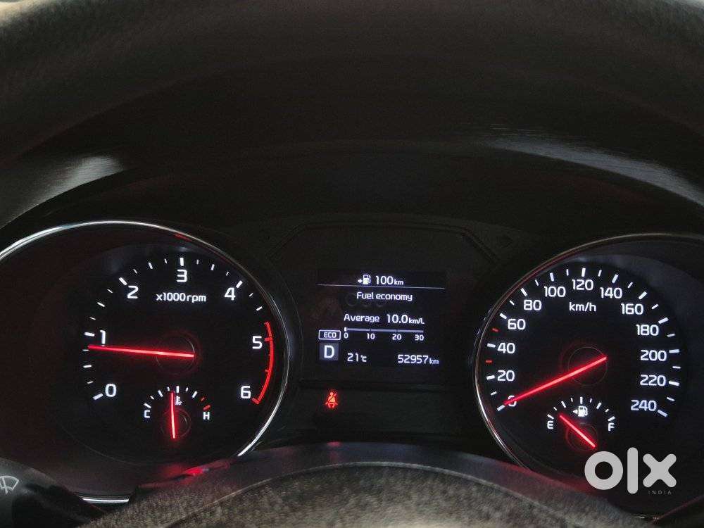 Kia Carnival Premium, 2020, Diesel