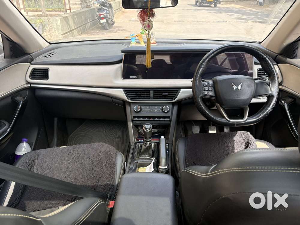 Mahindra Xuv700 2.2 Ax 5 Diesel Mt 7 Str, 2023, Diesel