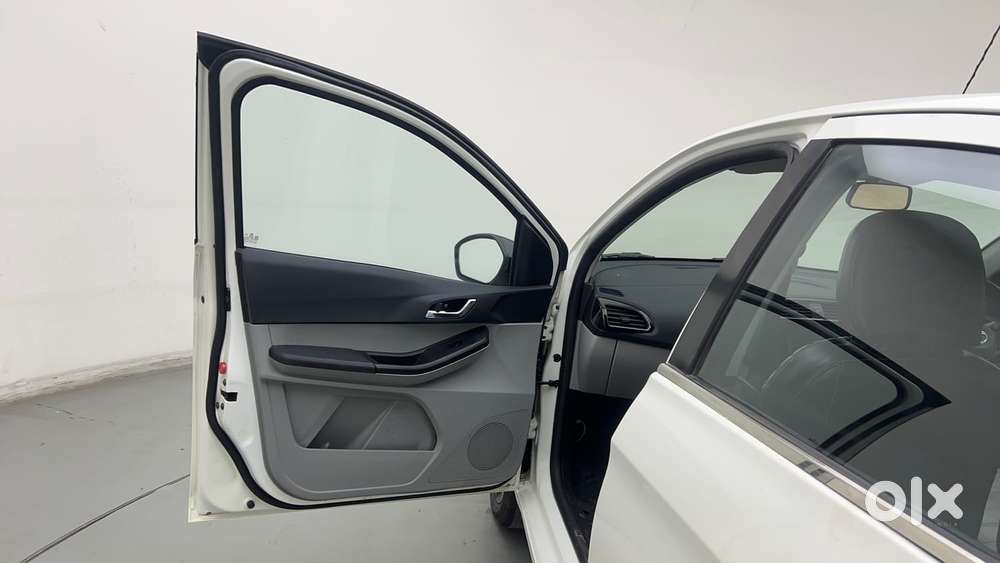 Tata Tiago 1.2 Revotron Xz Plus, 2020, Petrol
