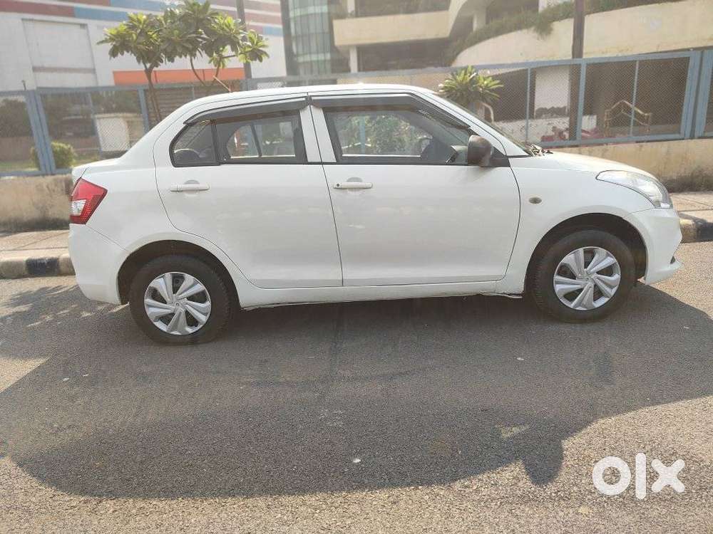 Maruti Suzuki Swift Dzire Vxi Optional, 2016, Cng & Hybrids