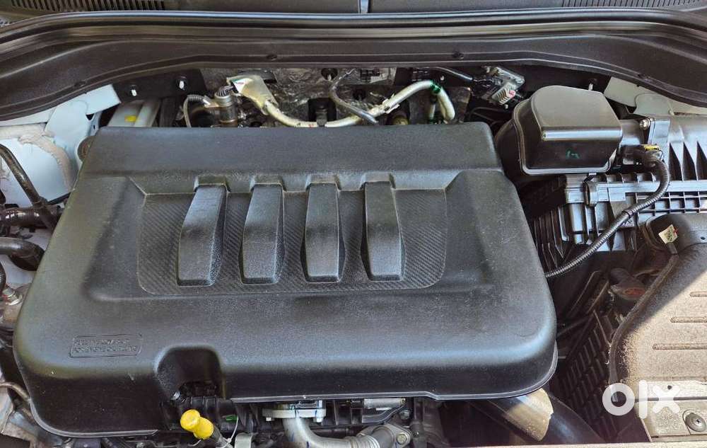 Mahindra Xuv700 2.2 Ax 7 Diesel Mt Luxury Pack Str, 2024, Diesel