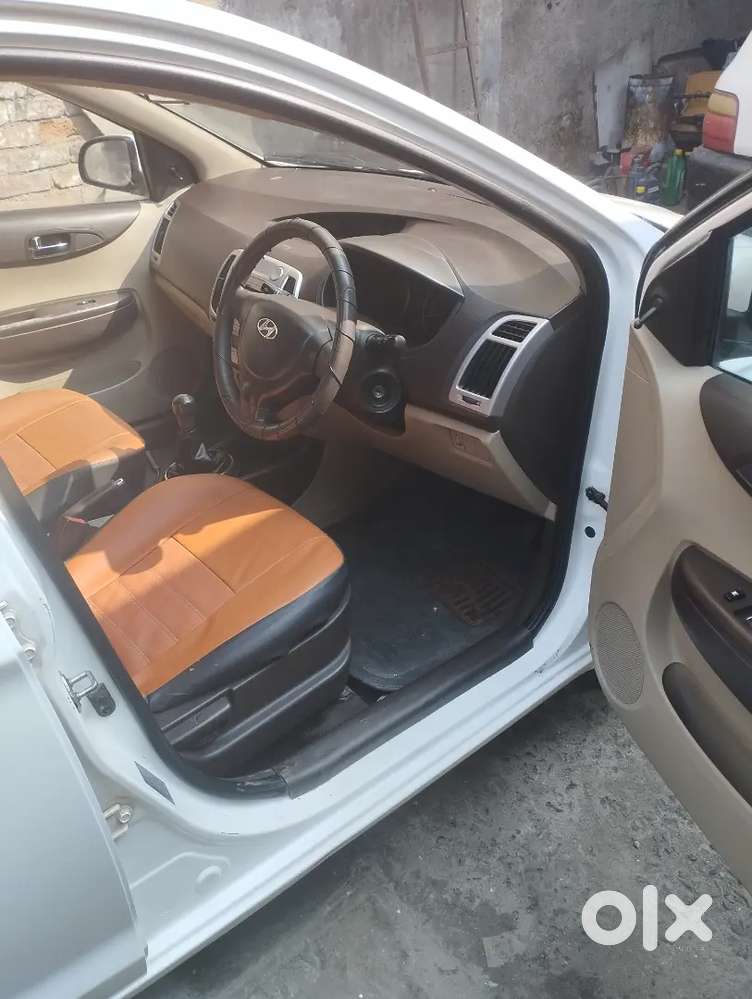 Hyundai I20 2011 Petrol 62000 Km Driven