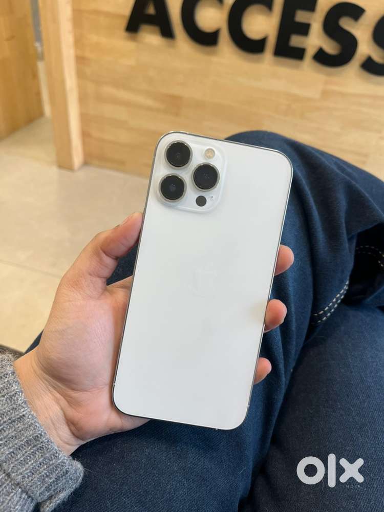 Flawless condition Apple iPhone 13 Pro Max 128GB White For 36000